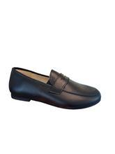 Shawn & Jeffery Black Leather Classic 1036 Loafer