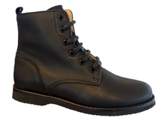 Beberlis Black Cathay Leather Lace Up Omega Booties