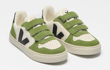 Veja Pure Black Kiwi Leather Velcro Sneakers