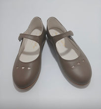 Shawn & Jeffery Girls Taupe Leather Heart Mary Jane