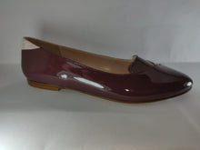 Beberlis Woman's Patent Leather Designed Flats