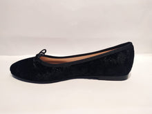 Beberlis Lustrop Black Velvet Ladies Flats