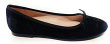 Beberlis Lustrop Black Velvet Ladies Flats